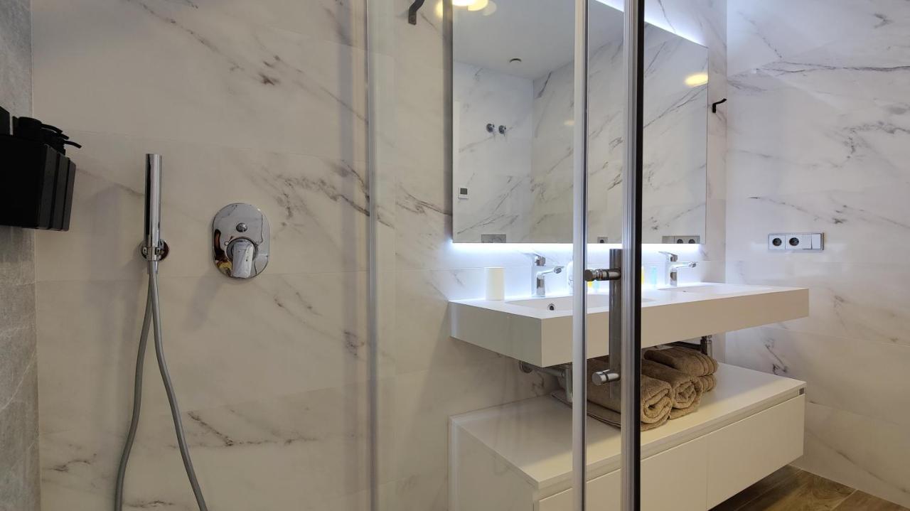 Sunset Cliffs Modern Apartment 베니돔 외부 사진